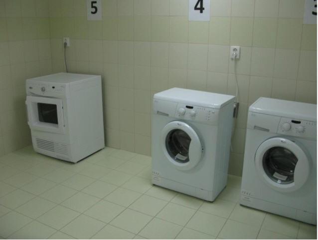 ברטיסלאבה Uninova Hostel מראה חיצוני תמונה